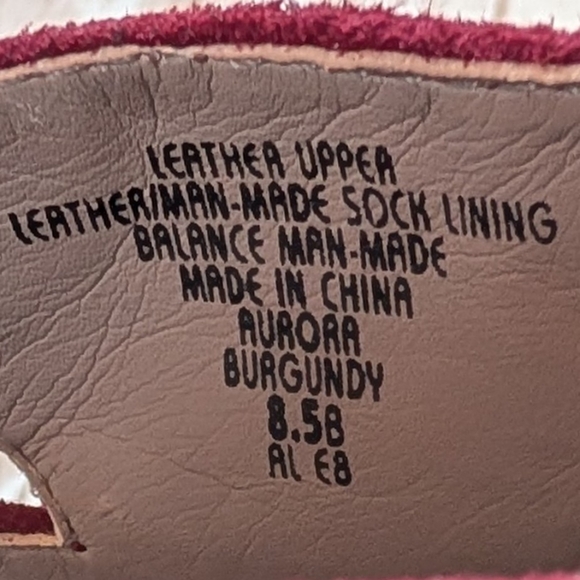 Earth Leather Peep Toe Dress Shoe Bootie Zip enclosure Women's Size 8.5 Burgundy - Picture 14 of 14